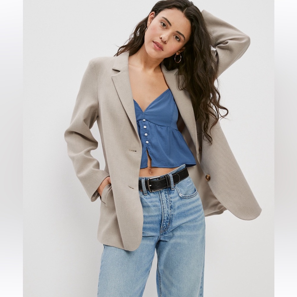 AMERICAN EAGLE SOLID BLAZER
